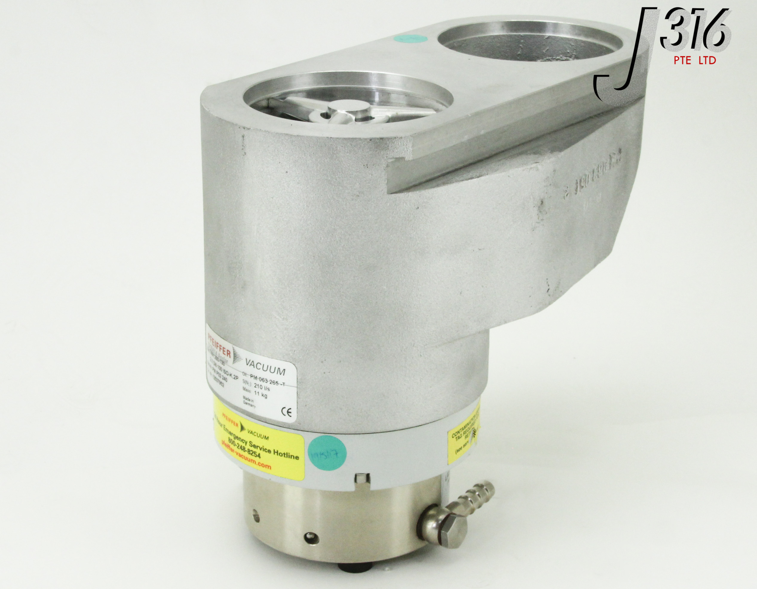 8874 PFEIFFER SPLITFLOW TURBOMOLECULAR VACUUM PUMP, PM P02 240 TMH